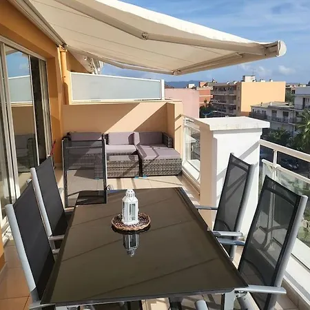 Magnifique En Centre-ville Av Parking Appartement Cavalaire-sur-Mer