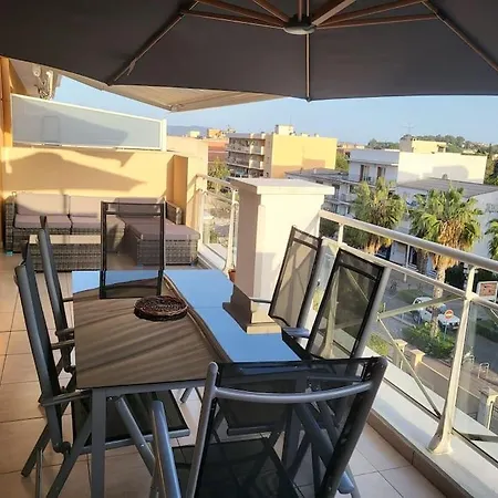 Magnifique En Centre-ville Av Parking Appartement Cavalaire-sur-Mer